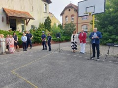 image12 image12