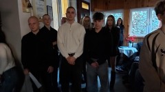 4c476508 4484 47b9 aba6da39f55a7