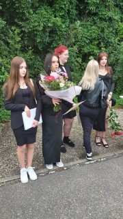 image25